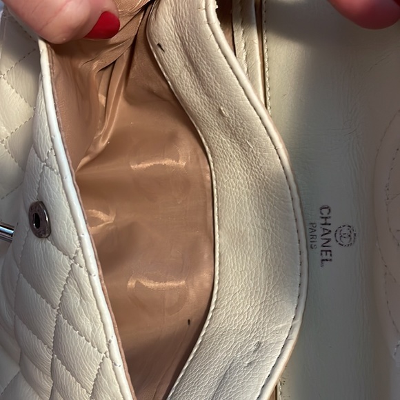 Vintage Chanel Timeless - Picture 6 of 7